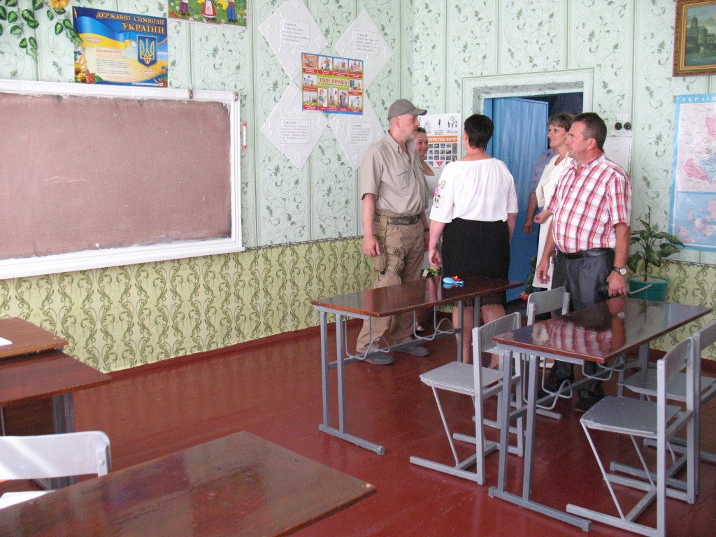 На Луганщине Георгий Тука открыл сельскую школу