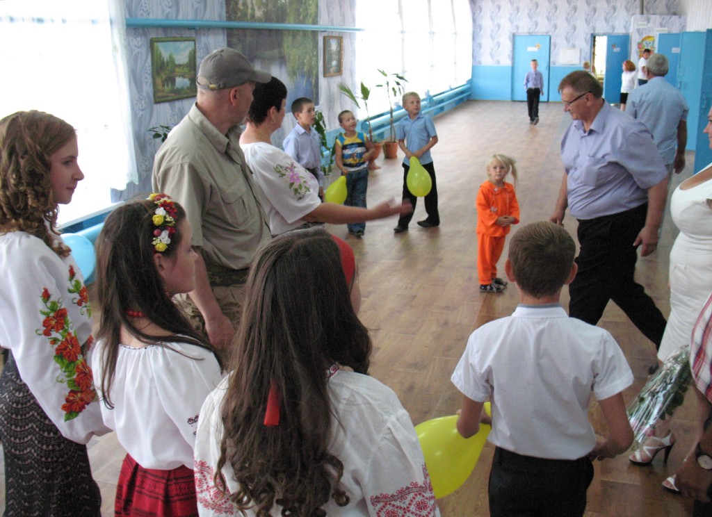 На Луганщине Георгий Тука открыл сельскую школу