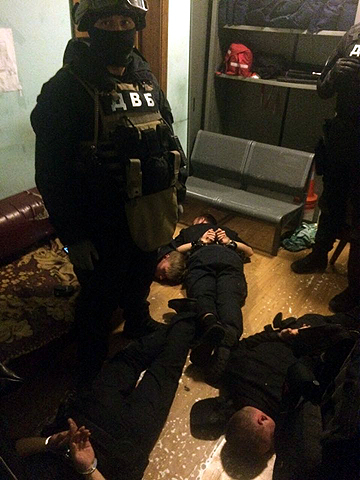 Можно ли патриоту ругать полицию?
