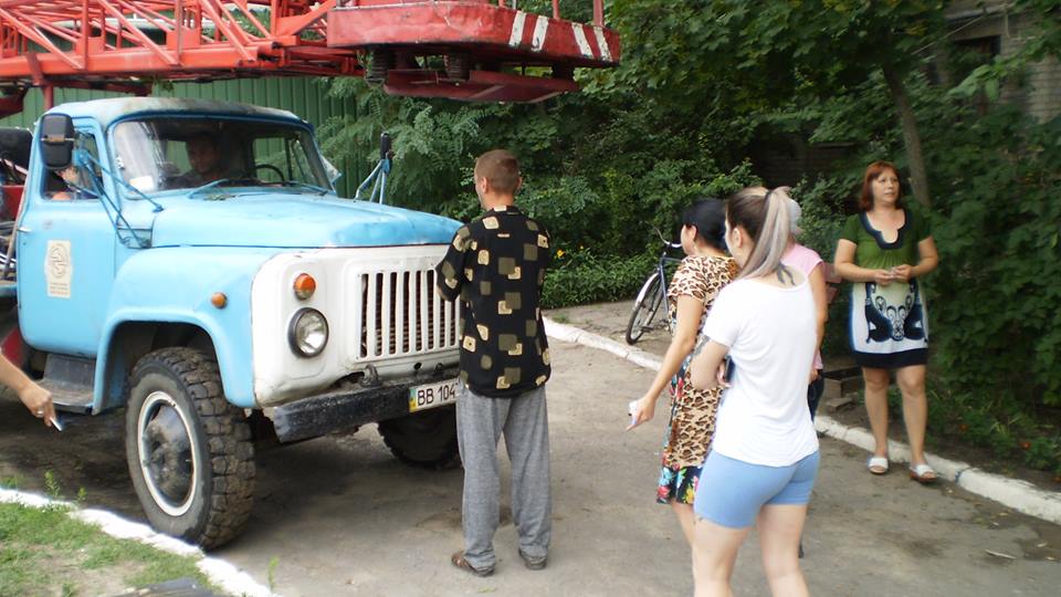 В Рубежном заблокировали автомобиль энергетиков