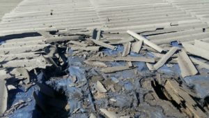 В поселке Золотое-4 снаряд повредил жилой дом