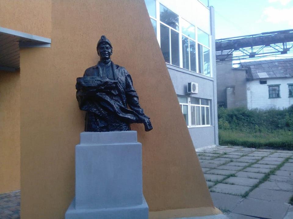 На Луганщине “минировали” шахту