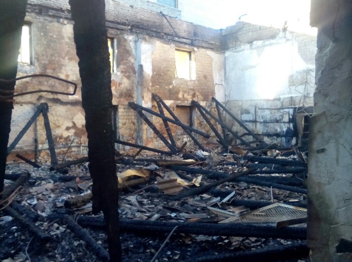 В Донецке показали последствия пожара в горном техникуме