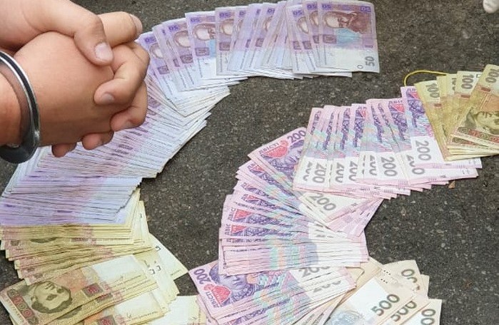 Начальника отдела Госпогранслужбы Луганщины поймали на взятке