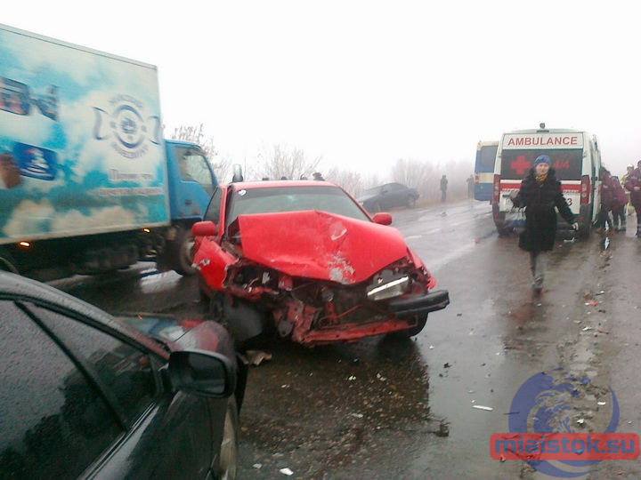 В «ЛНР» рейсовый автобус перевернулся на трассе
