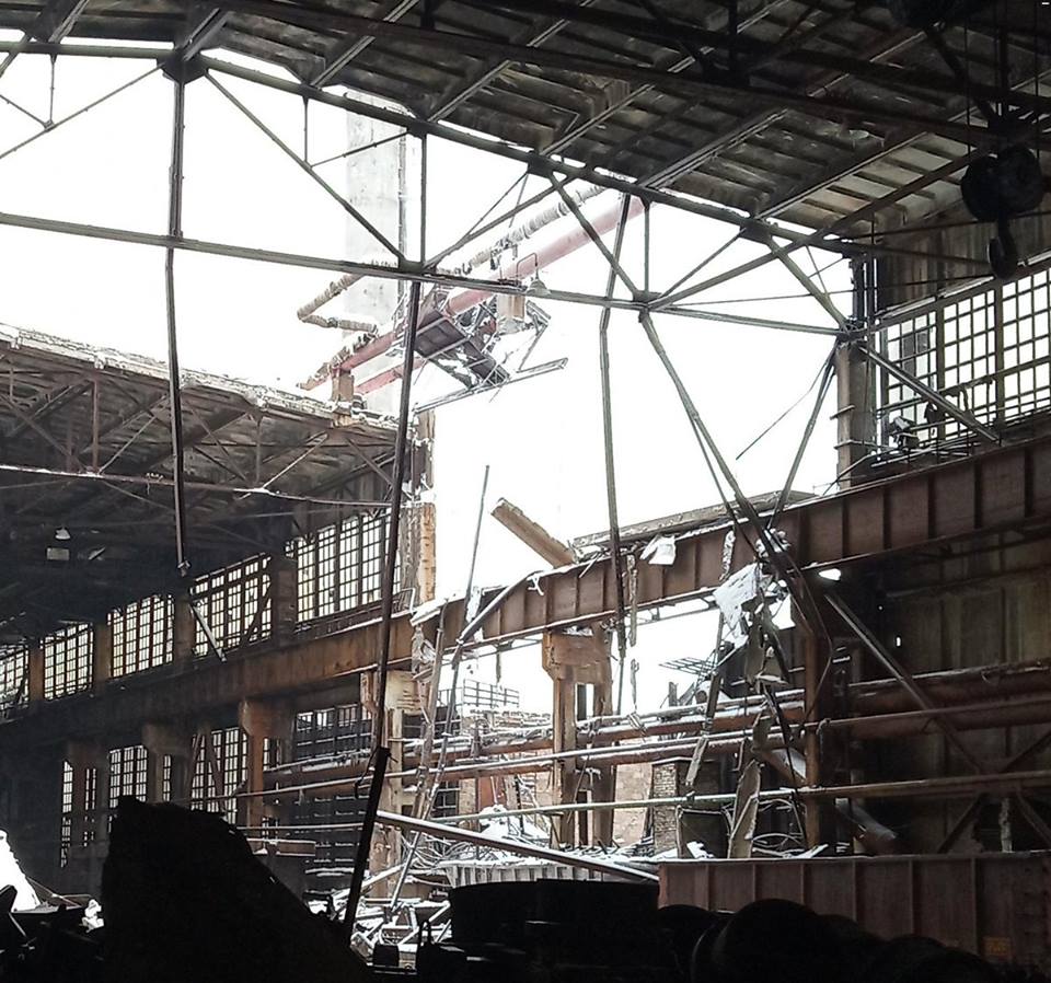 На Алчевском меткомбинате обвалилась крыша