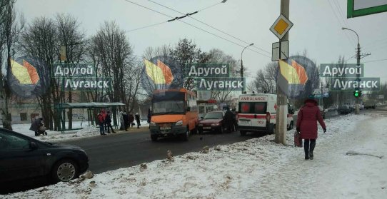 За сутки в Луганске произошли два ДТП с общественным транспортом