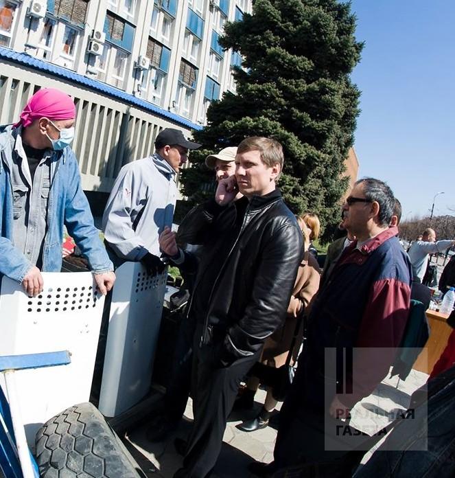 Луганщина предвыборная: “поддельный” Шахов, настоящий Струк и загнанный в угол Ефремов