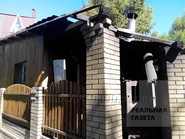 В Славянске взорвали кафе «Цезарь» (фото)