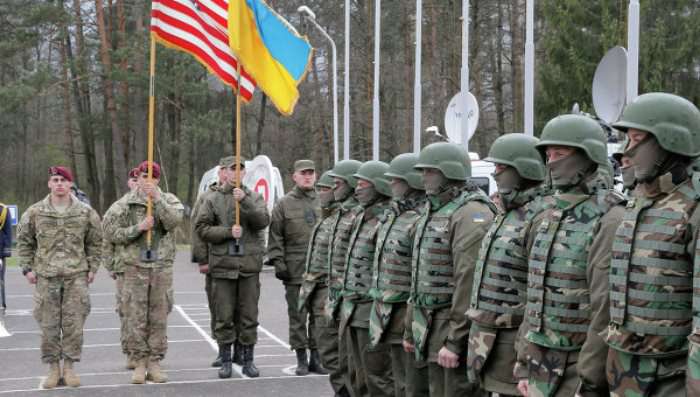 В зоне АТО появились первые американские военные (видео)