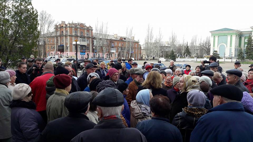 Псевдомера Северодонецка пригрозили выбросить “из окна”