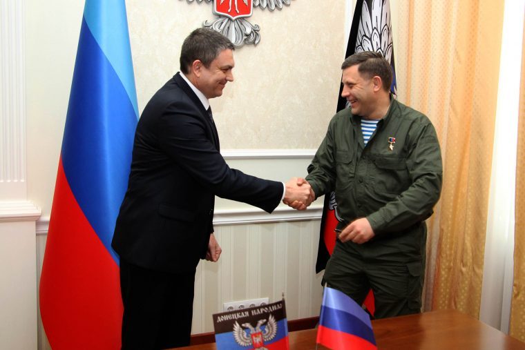 Пасечник и Захарченко намерены создать «единое таможенное пространство»
