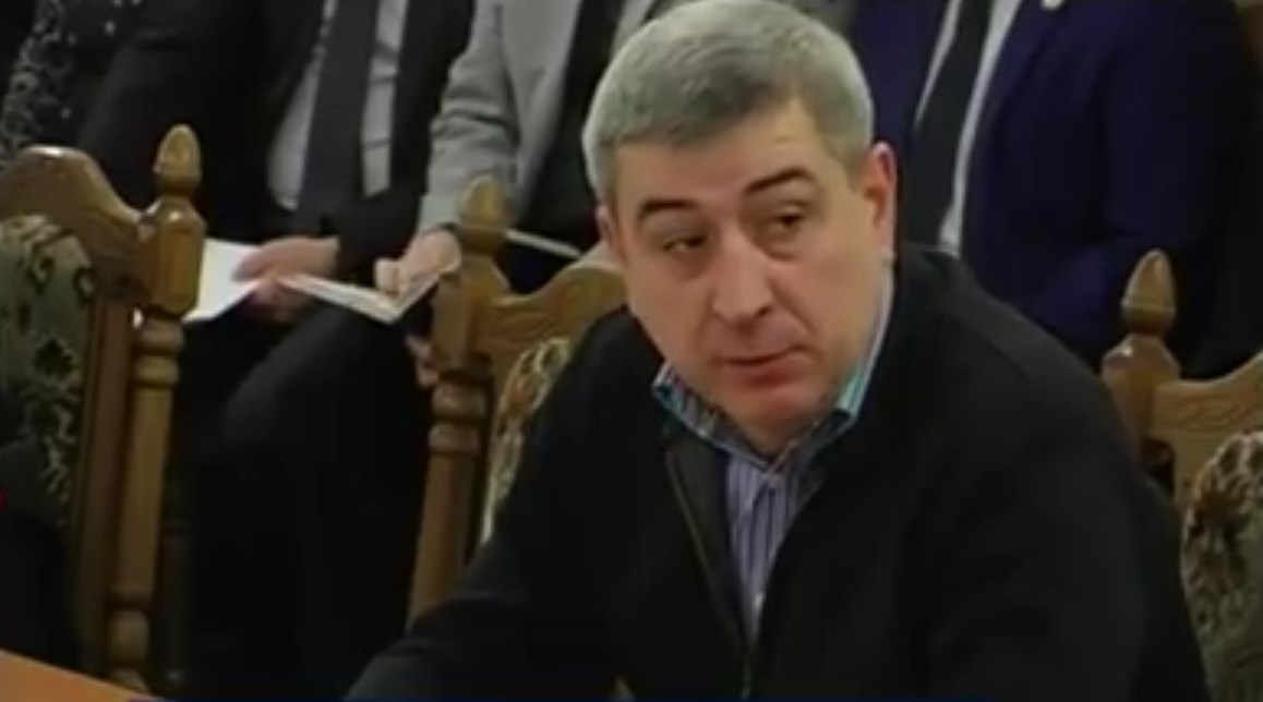 Нелегальный авторынок в Луганске «крышует» «замминистра МГБ ЛНР»?