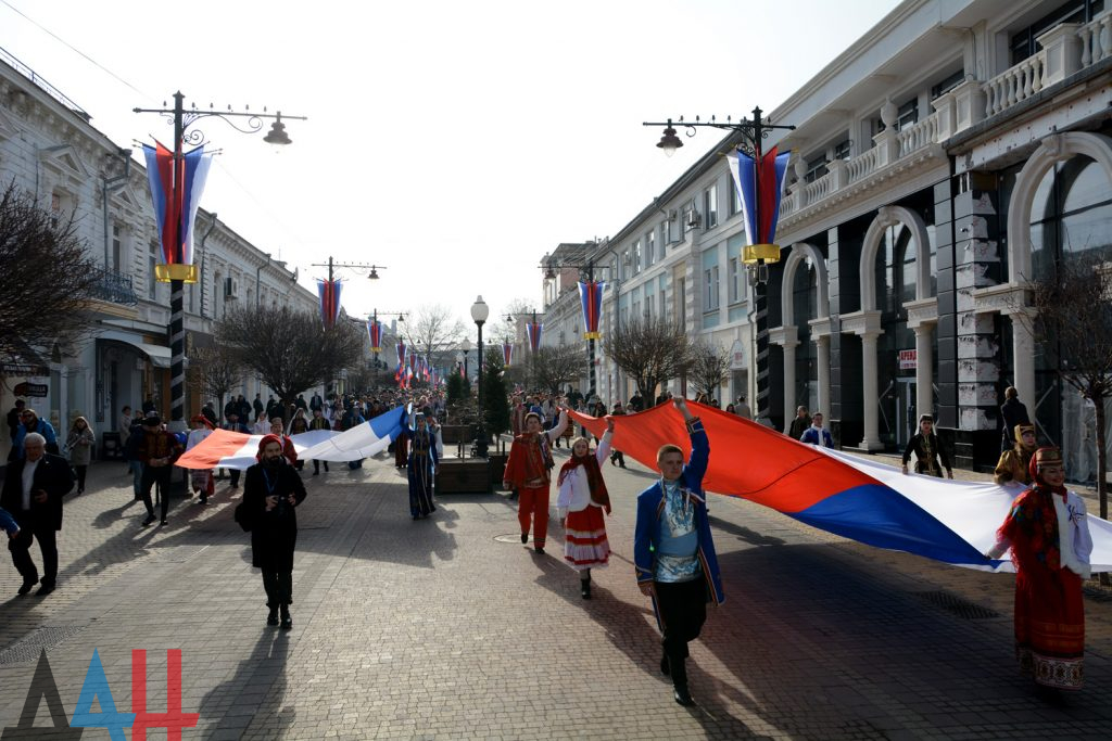 Пасечник и Пушилин поехали в Крым на годовщину аннексии полуострова