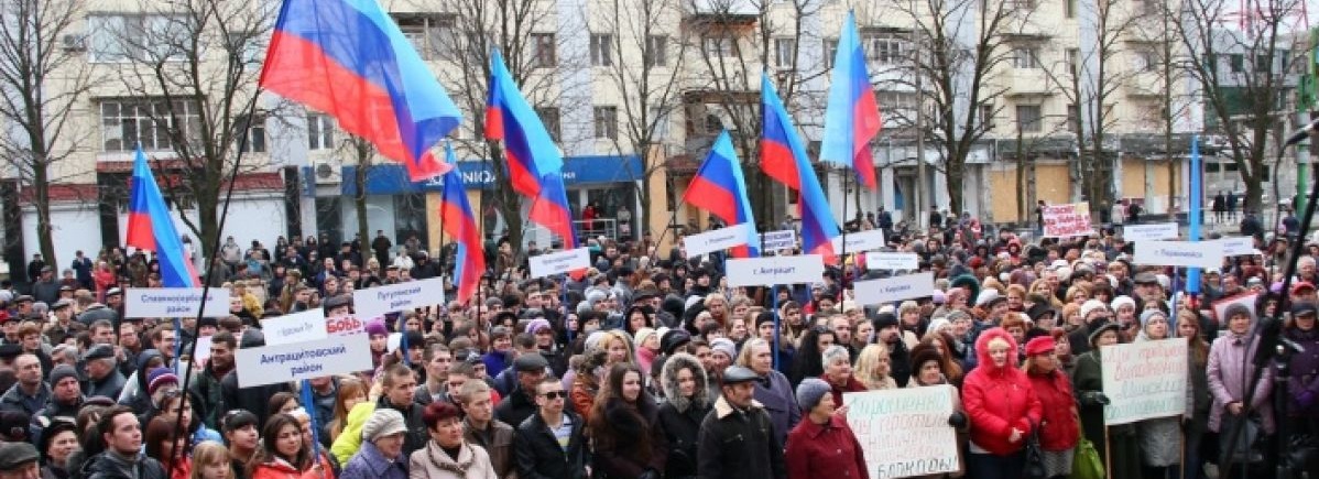 В Луганске угрожают уволить врачей, которые не придут на митинг 31 марта, – соцсети