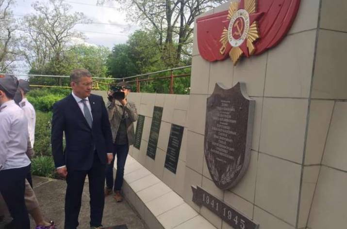 В “ЛНР” приехал глава Башкирии