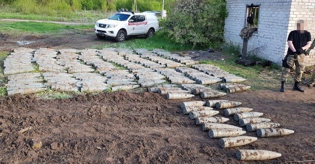 В Луганской области нашли тайник с артиллерийскими снарядами