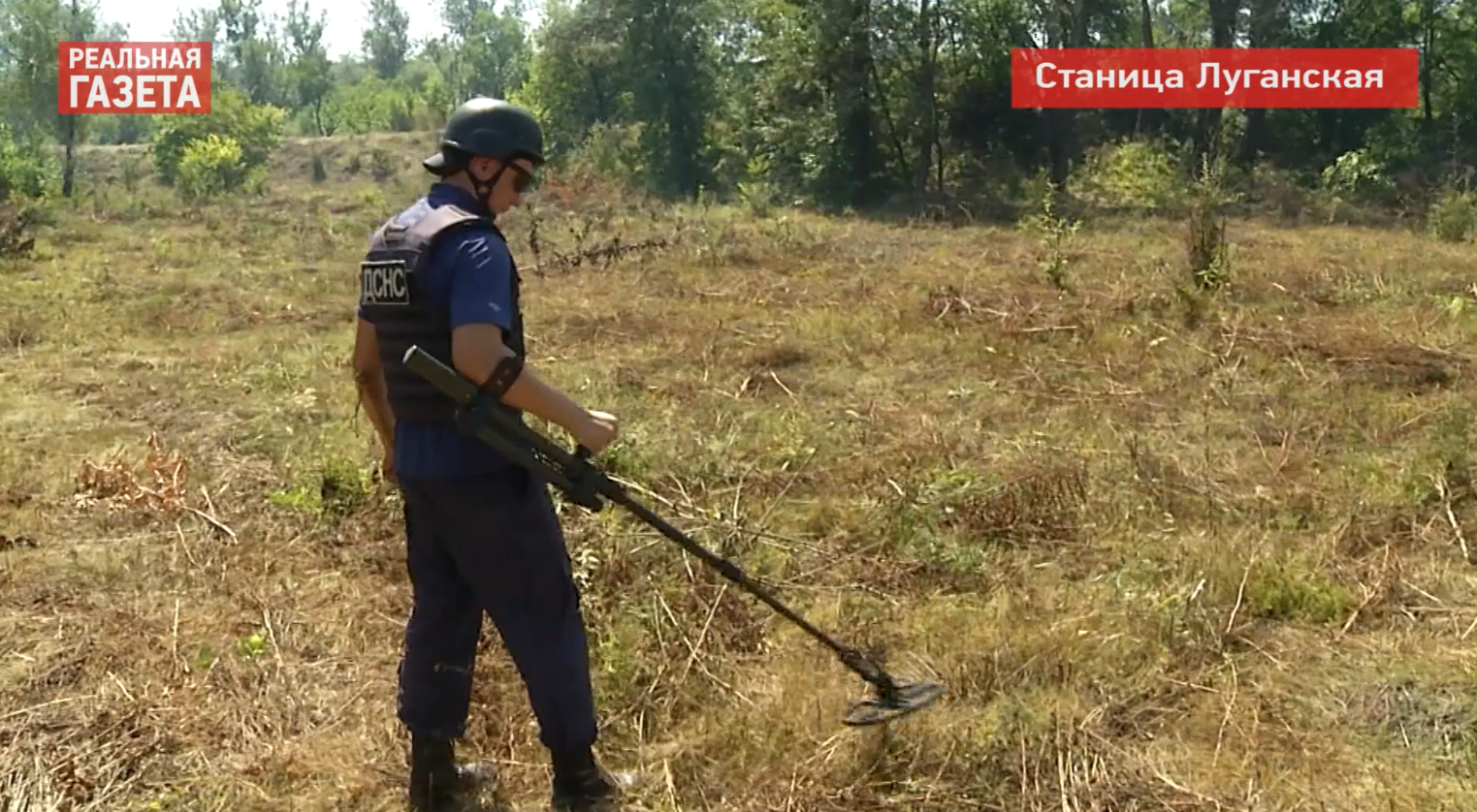 Как проходит разминирование у моста в Станице Луганской