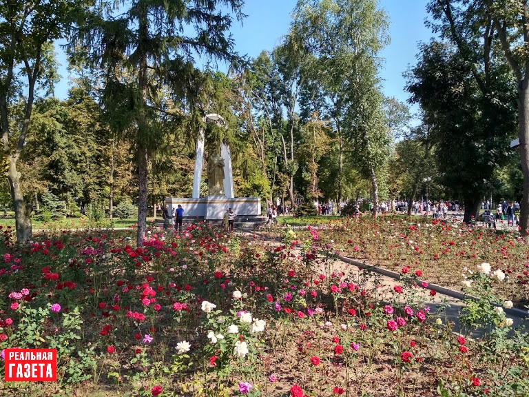 День города в Луганске (ФОТОРЕПОРТАЖ)