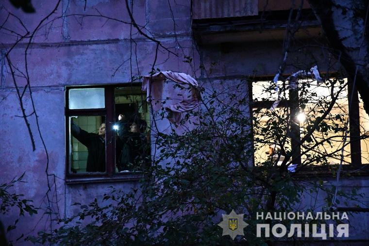 Взрыв газа на Луганщине разрушил стену между квартирами