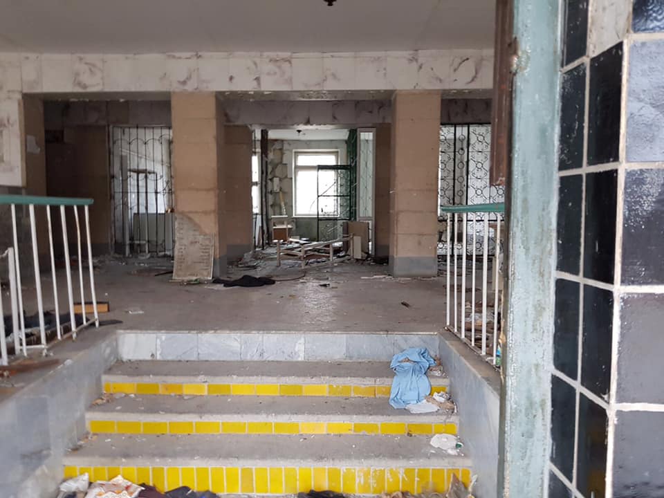 В &#8220;ЛНР&#8221; показали фотографии разрушенной больницы. Луганчане возмущены (ФОТО)