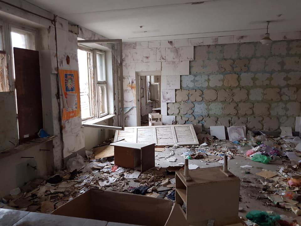 В &#8220;ЛНР&#8221; показали фотографии разрушенной больницы. Луганчане возмущены (ФОТО)