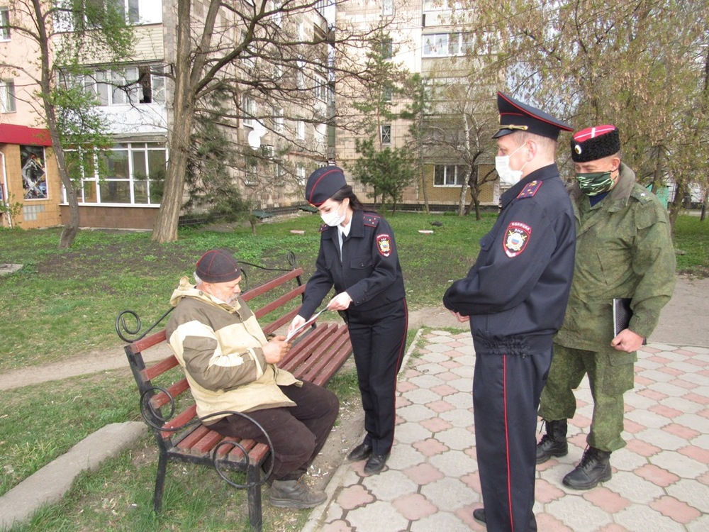 Кадиевка. Еще один город ОРЛО начали патрулировать казаки