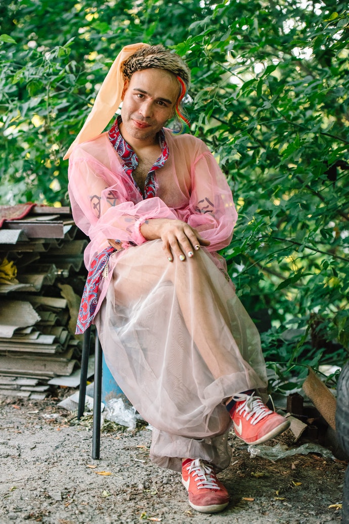 Луганский трэш-модельер снимется в короткометражке о гомосексуалах в украинском казачестве