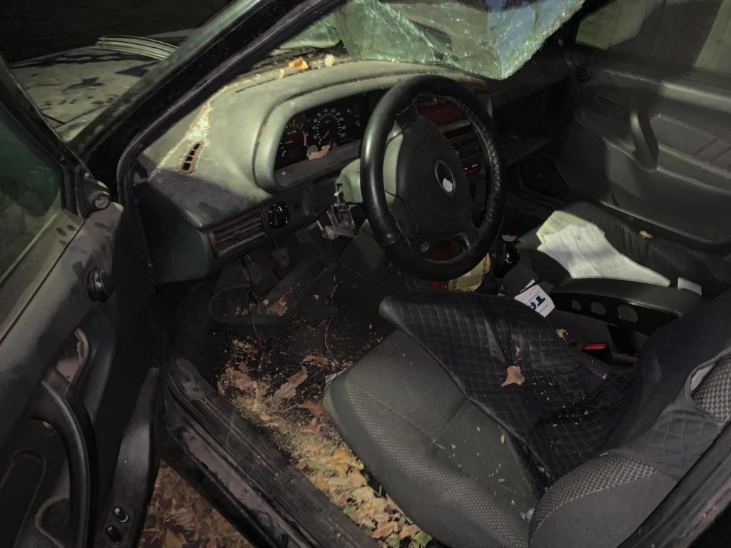 В Лисичанске разбили автомобиль правозащитницы