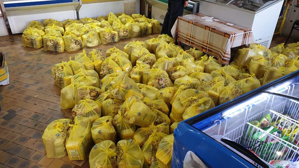 В Кременной один из кандидатов подкупал избирателей продуктовыми наборами