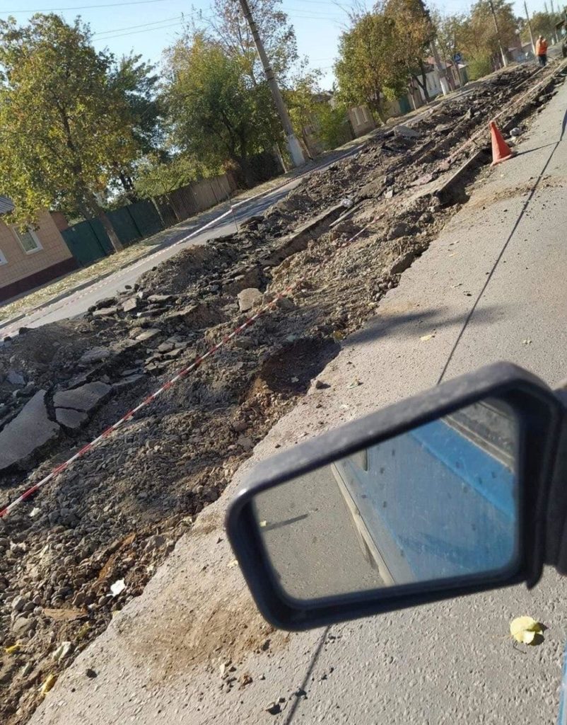 В Луганске демонтируют трамвайные рельсы