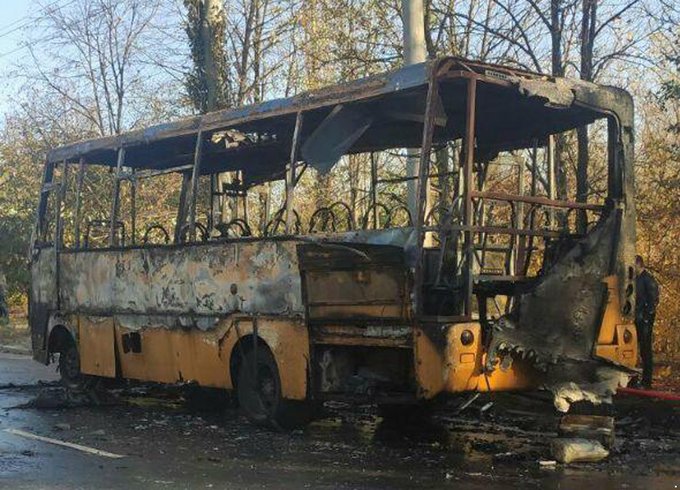 В Макеевке полностью сгорела маршрутка