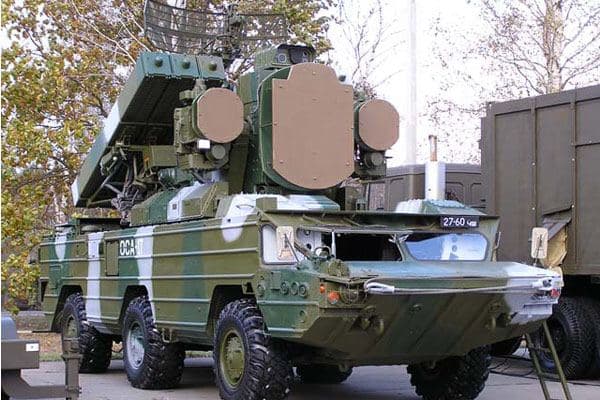В Горловке мощный взрыв уничтожил зенитно-ракетные комплексы “Оса-АКМ”. Погибли 12 “военных”, — источник