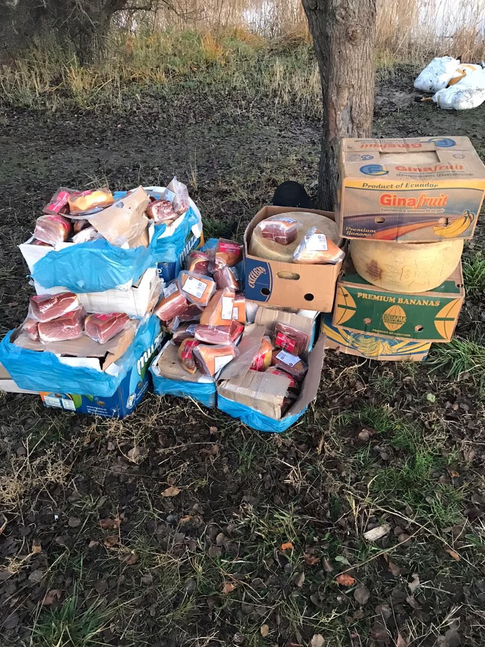 Свинина и элитные сыры. На Луганщине задержали крупную партию контрабанды