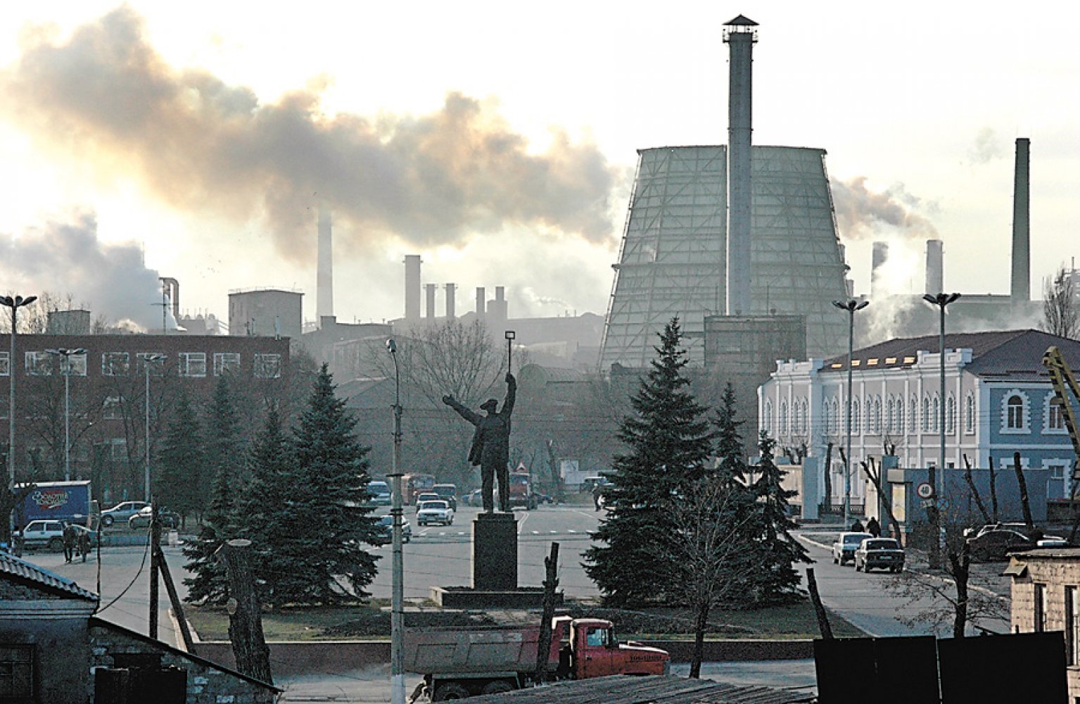 Окупанти заявили, що вторгнення Росії допомогло відновити роботу п’яти підприємств у Луганській області