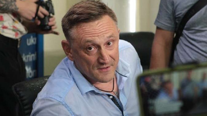 В Донецкой области прошли довыборы в Раду. На них победил Аксенов, которого связывают с проведением “референдума”