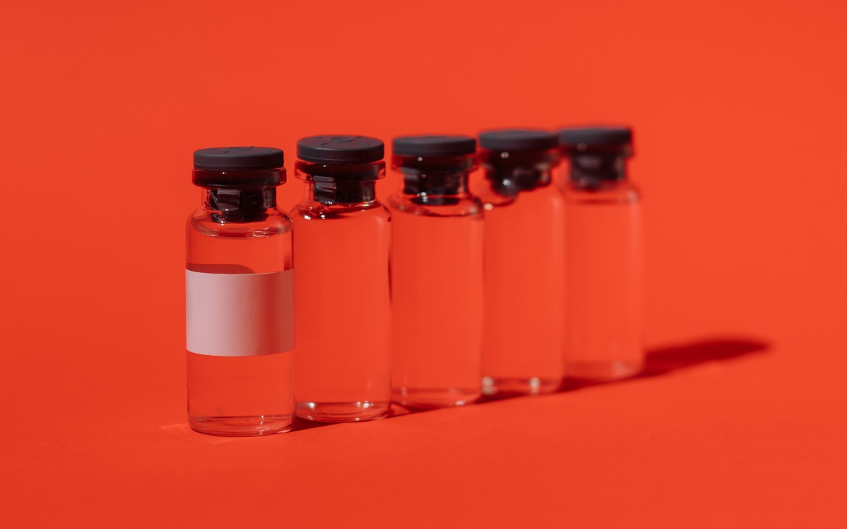 В Луганской области признали провал планов по вакцинации. Причины непонятны