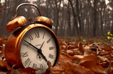 В Луганске светать будет в 3:20. В Кабмине поддержали отмену перевода часов