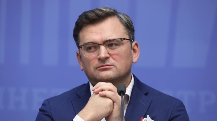 В ответ на отвод российских войск Украина призвала не терять бдительность