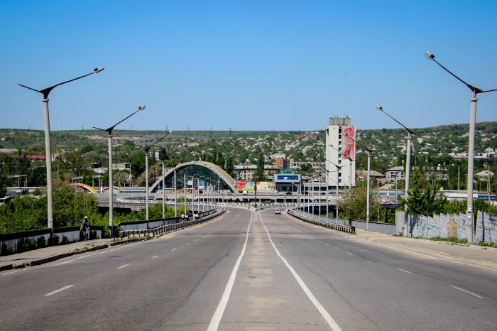 В сети показали, как в Луганске выглядит эстакада