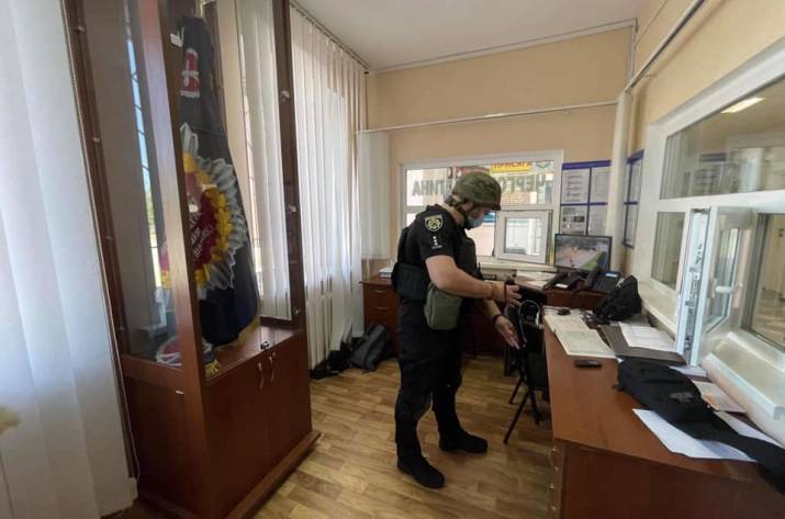 В Северодонецке “минировали” ВУЗы-переселенцы, а школьникам сорвали последний звонок