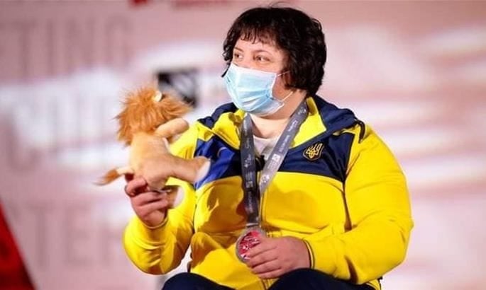 Луганская спортсменка завоевала “серебро” на Паралимпиаде-2020