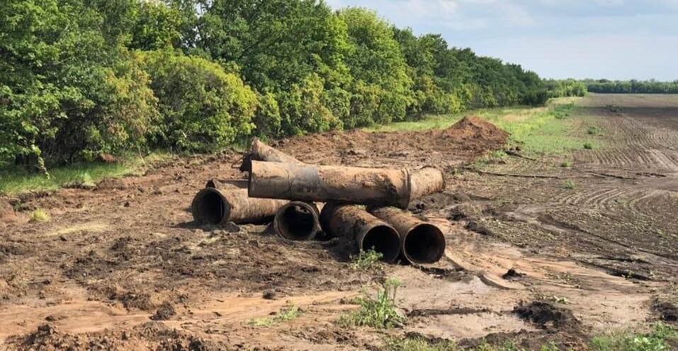 Дырявый водопровод и обмелевшие водохранилища. Правозащитники рассказали о ситуации с водой в ОРДЛО