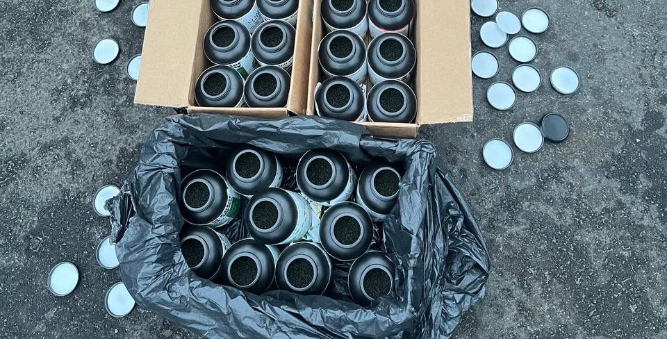 Через КПВВ “Меловое” пытались провести 22 кг пороха, замаскированного под тонер для принтера