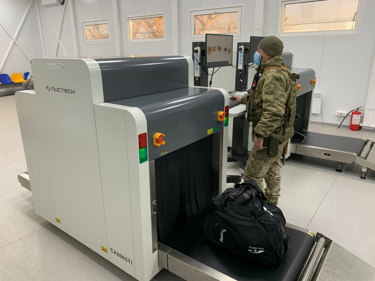 Вещи путешественников через &#8220;Станицу Луганскую&#8221; будут просвечивать через сканер