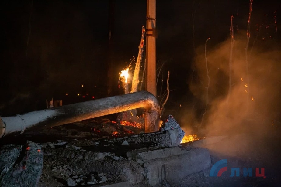Ночные взрывы в Луганске. Без газа остались почти 100 абонентов