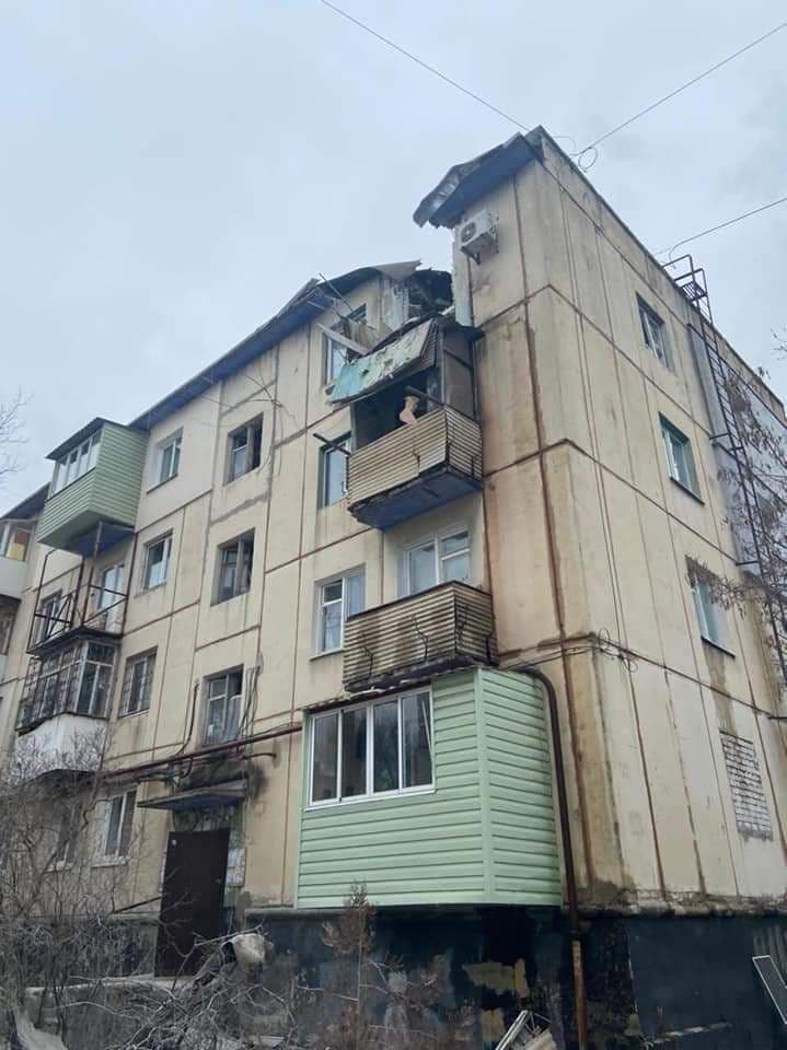 В Северодонецке показали последствия обстрелов