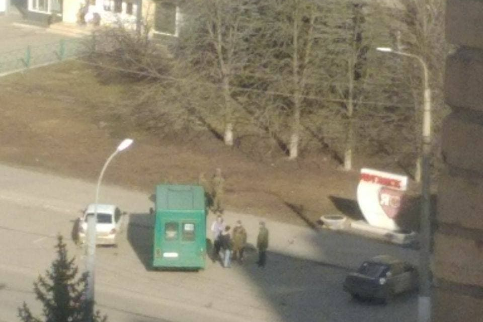 Раздают повестки и забирают с улицы. Как проходит мобилизация в Луганске