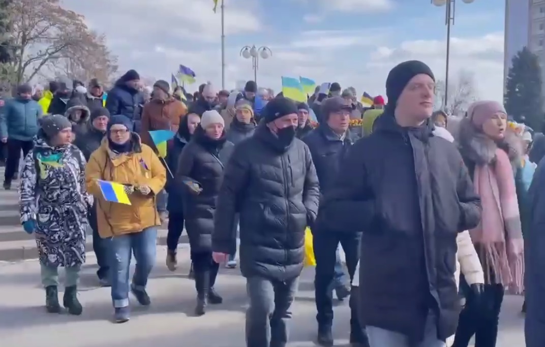 Мэра Мелитополя после похищения отвезли Луганск, — источник