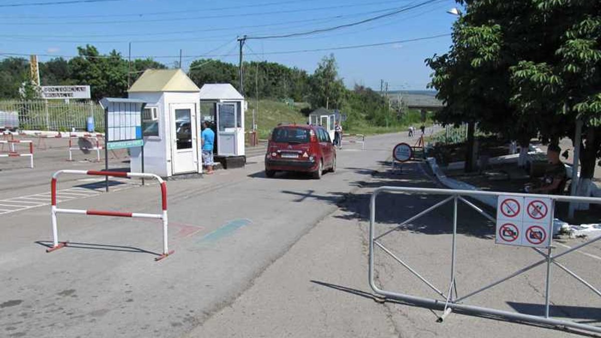В “ЛНР” строят планы на счет новых пунктов пропуска через границу РФ